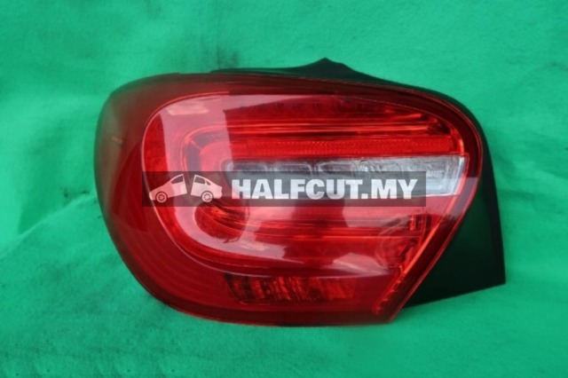 MERCEDES BENZ W176 PER SIDE TAILLAMP TAILLIGHT TAIL REAR LAMP LIGHT