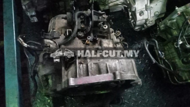 TOYOTA IPSUM GEAR BOX GEARBOX