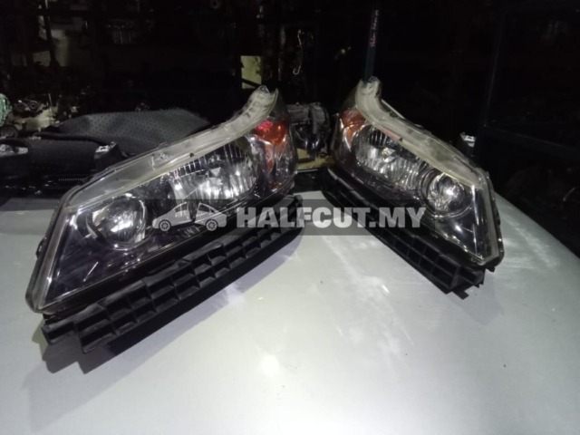 HONDA STREAM RN6 BODY PARTS HALFCUT HALF CUT