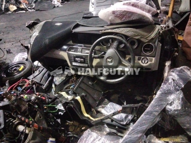 MERCEDES BENZ W204 FRONT HALFCUT HALF CUT