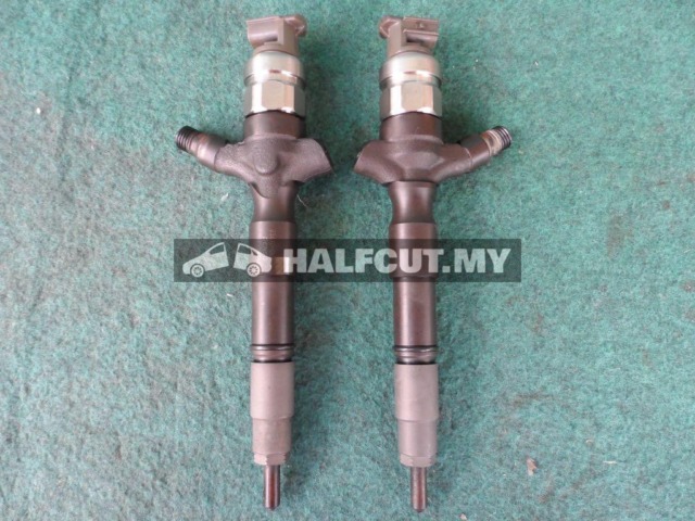 TOYOTA HILUX 3.0 INJECTOR