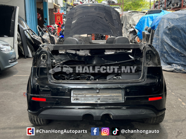 VOLKSWAGEN GOLF MK5 R32 3.2L NA HALFCUT HALF CUT