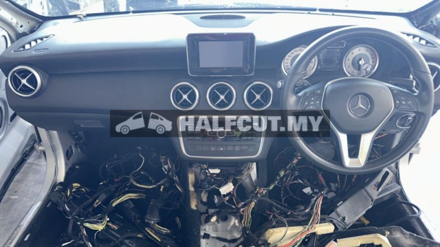 MERCEDES BENZ A200 W176 A200 HALFCUT HALF CUT