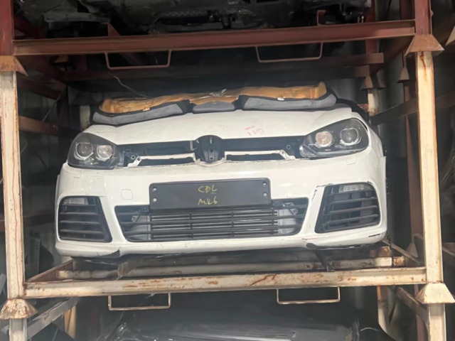 VOLKSWAGEN GOLF MK6 WHITE HALFCUT HALF CUT ENGINE GEARBOX