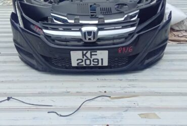 HONDA STREAM RN6 FRONT  BUMPER