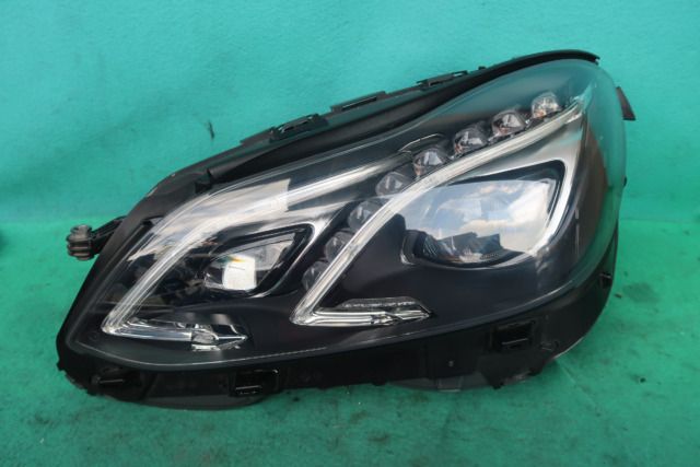 MERCEDES W212 HEAD LAMP FACELIFT