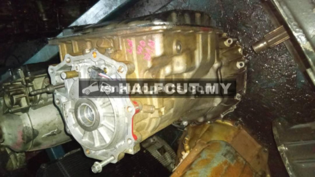 NISSAN NAVARA OM AT GEAR BOX