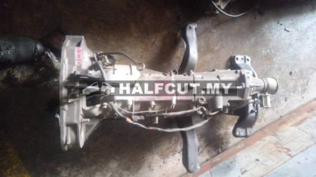 SUBARU FORESTER MT 5 SPEED  GEAR BOX