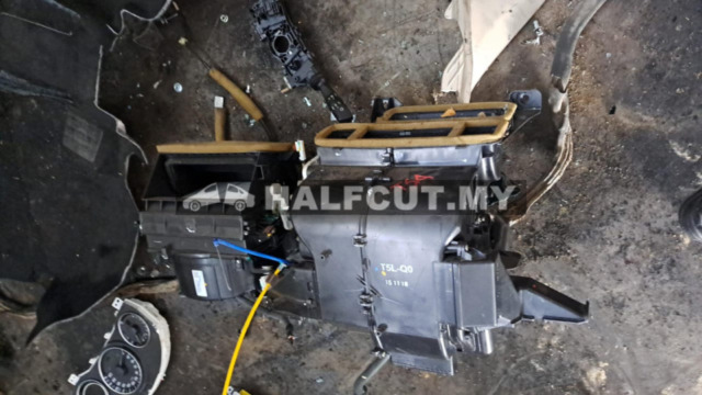 HONDA JAZZ T5A ECU AIRCOND BLOWER