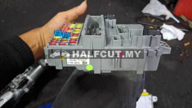 HONDA CIVIC TEA 1.5CC FUSE BOX (TEA-Z010)