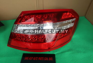 MERCEDES W212 TAIL LAMP PER  SIDE