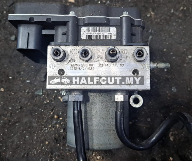 PEUGEOT 3008 ABS PUMP (0 265 230 881) B