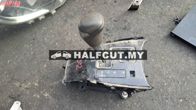 TOYOTA VIOS NCP152 GEAR LEVEL