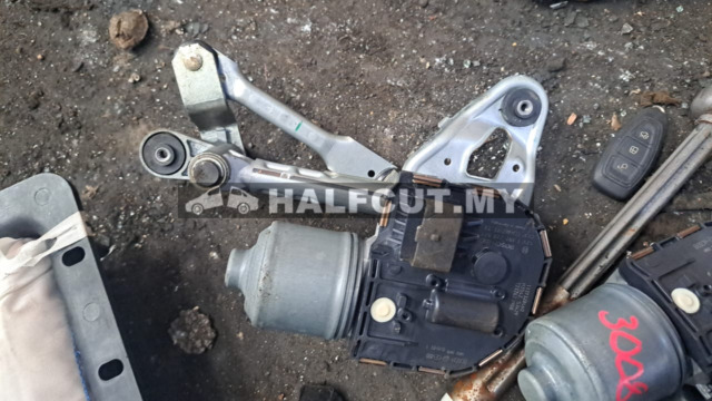 PEUGEOT 3008 WIPER LINK MOTOR