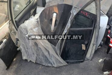 SUBARU XV NEW REAR DOOR R/R