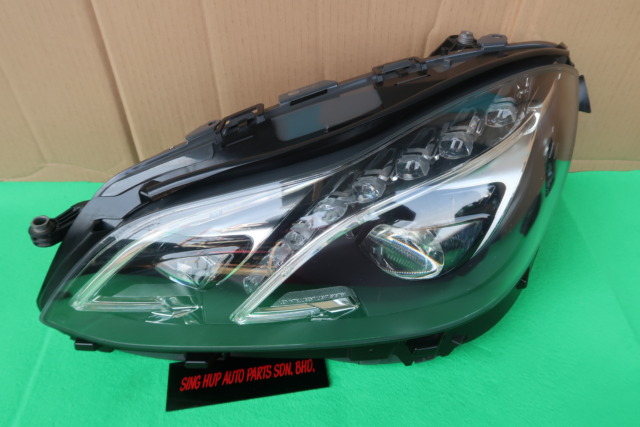 MERCEDES W212 HEADLAMP FACELIFT LH