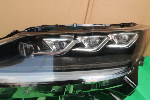 LEXUS RX350 HEAD LAMP PER SIDE