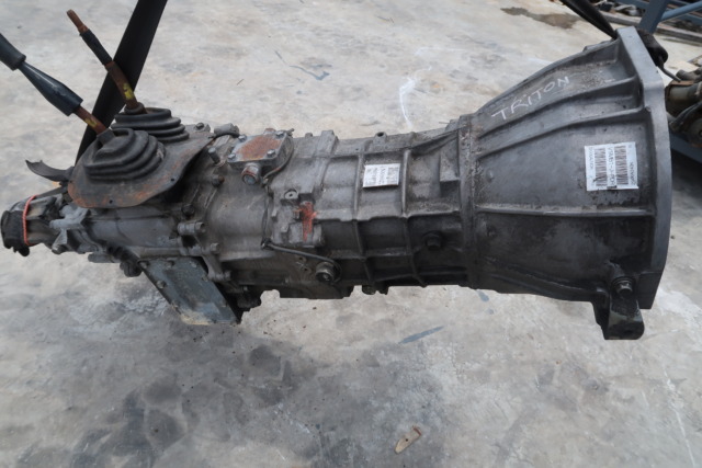 MITSUBISHI TRITON 4WD GEARBOX