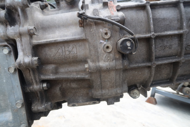 MITSUBISHI TRITON 4WD GEARBOX