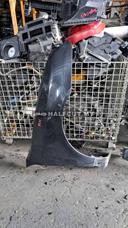 PROTON  PERSONA FRONT FENDER RH