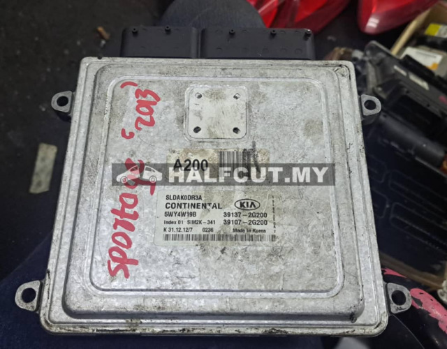 KIA SPORTAGE 2013 ENGINE ECU (39137-2G200) A200