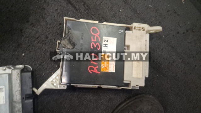 TOYOTA LEXUS RX350 FUSE BOX (89221-48460) H2