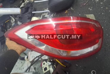 PROTON PERSONA NEW TAIL LAMP( 24622) LH