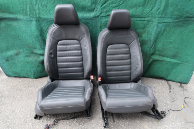 VOLKSWAGEN SCIROCCO FRONT SEAT