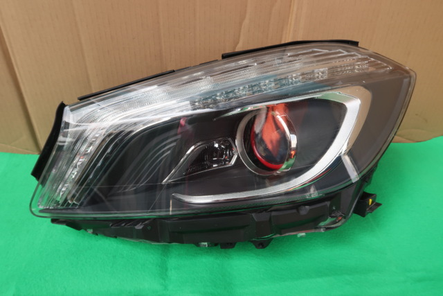 MERCEDES W176 HEADLAMP RED EYE LH