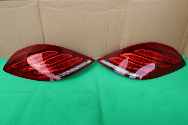 MERCEDES W222 TAIL LAMP