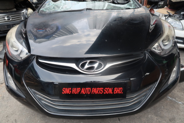 HYUNDAI ELANTRA HALF CUT