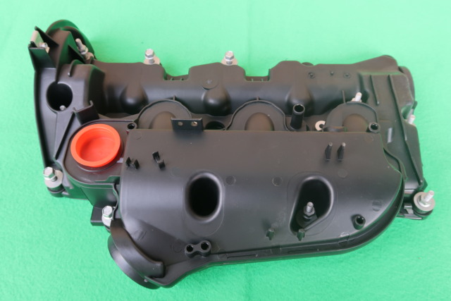 RANGE ROVER SPORT/JAGUAR XFXJ 3.0L VALVE COVER