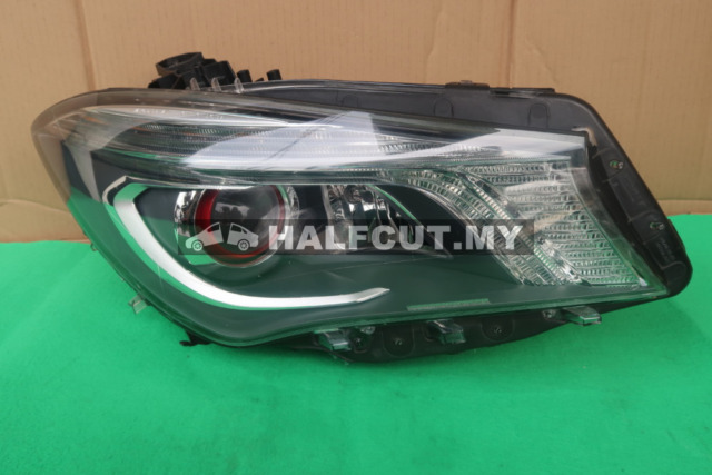 MERCEDES W117 CLA(RED)HEADLAMP RH