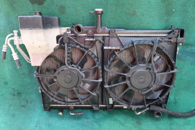 HYUNDAI STAREX A2 RADIOTOR AND FAN