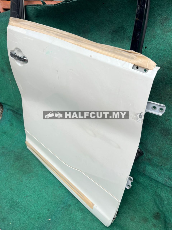 TOYOTA ALPHARD AGH30 F/RH DOOR