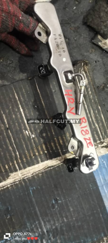 HONDA HRV 1.8 FUEL INJECTOR RAIL