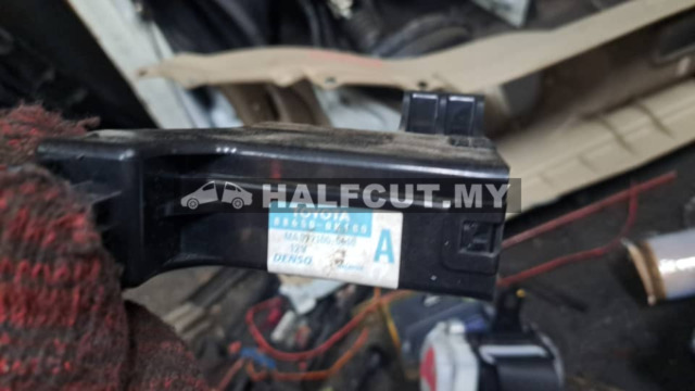 TOYOTA HILUX KUN25 ECU (88650-0K180)