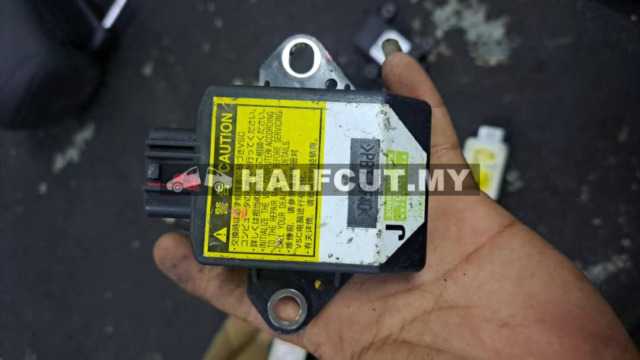 TOYOTA CAMRY ACV40 2.4 YAW RATE SENSOR (89183-42010)