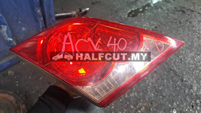 TOYOTA CAMRY ACV40 REFLCTOR BONNET LAMP (06-115) LH