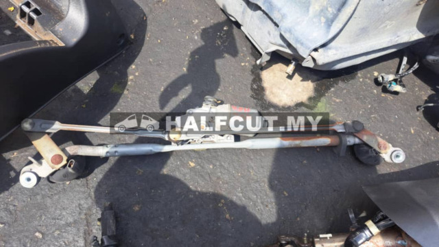 TOYOTA HIACE KDH200 WIPER LINK