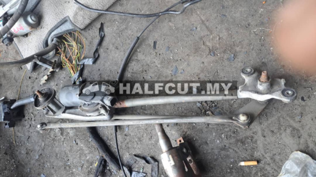 TOYOTA CAMRY ACV30 WIPER LINK