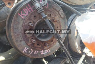 TOYOTA HIACE KDH200 REAR AXLE