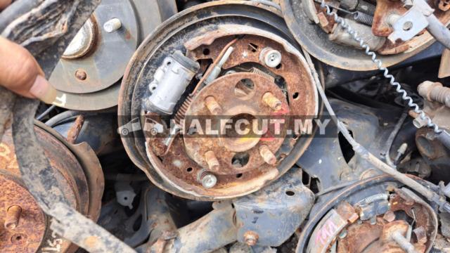 PERODUA ALZA REAR AXLE