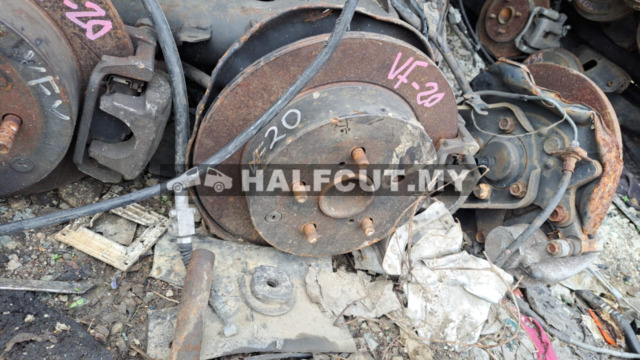 TOYOTA VELLFIRE 20 REAR AXLE