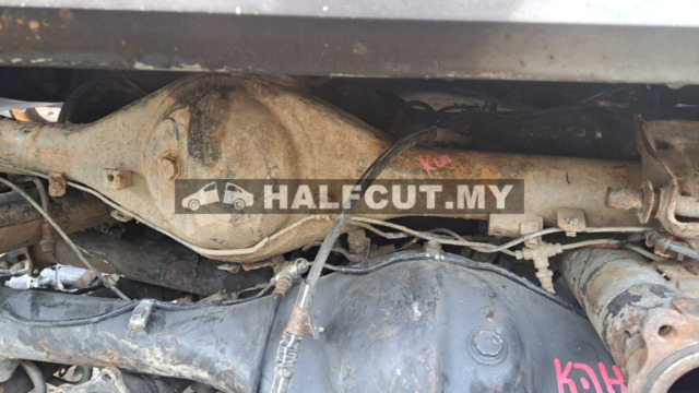 TOYOTA HILUX KUN25 REAR AXLE KOSONG