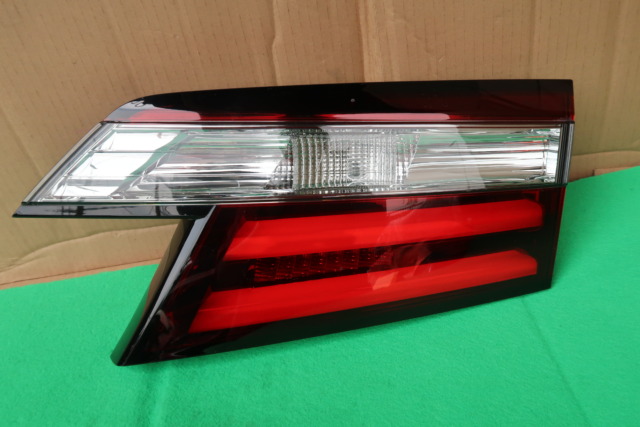 HONDA ODYSSEY TAIL LAMP REFLECTOR RH