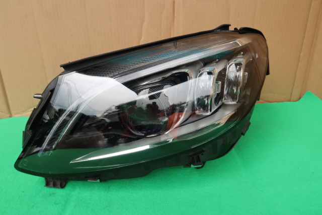 MERCEDES W205 HEADLAMP 2019