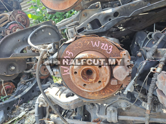 MERCEDES BENZ W203  REAR AXLE