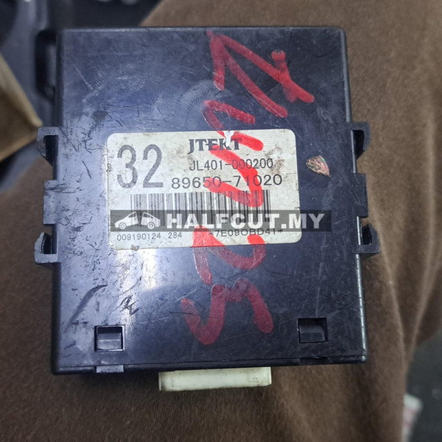 TOYOTA HILUX KUN25 ECU (89650-71020) 32