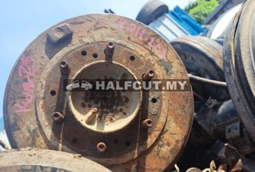 TOYOTA HIACE KDH200 REAR AXLE